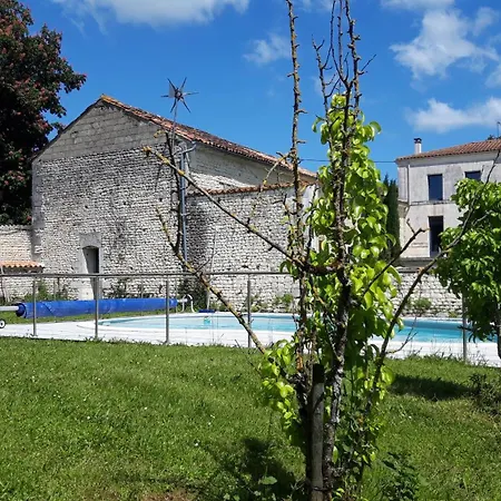 Belle Maison De Caractere Avec Piscine Hotel Juillac-le-Coq