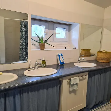 Belle Maison De Caractere Avec Piscine 3*